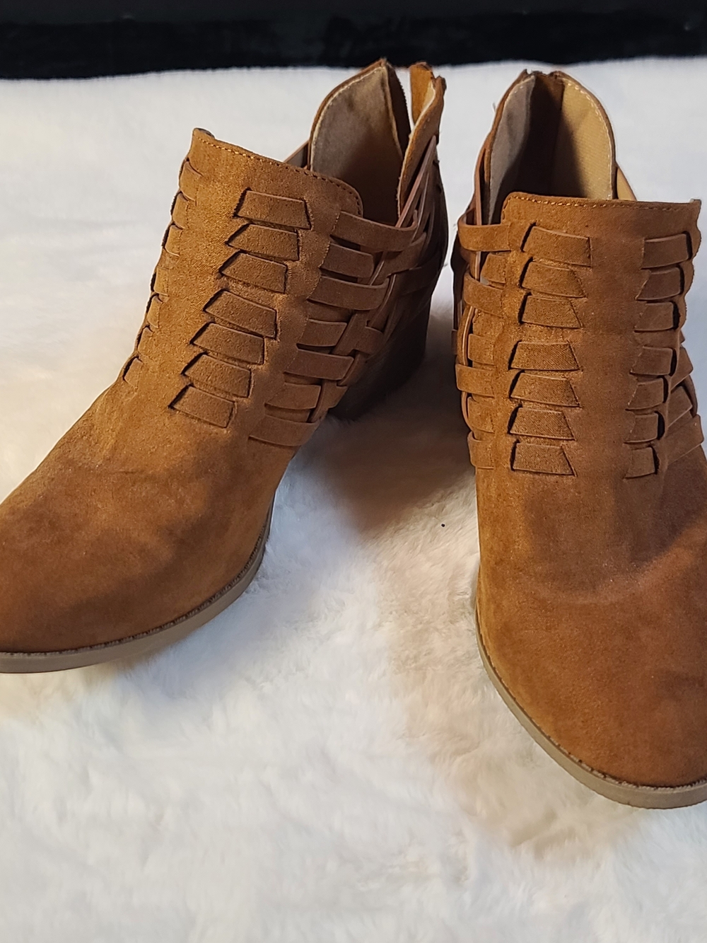 LC Lauren Conrad Chestnut Brown Suede Cutout Ankle Booties